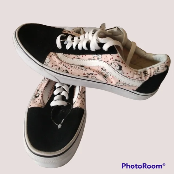 Vans x Peanuts Old Skool Smack Lucy Snoopy Sneakers
